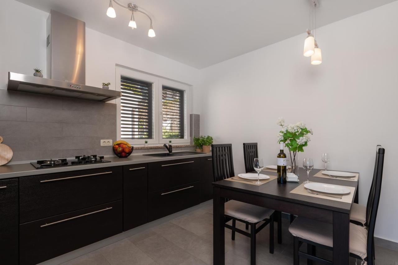 D&A Superior Apartman Rabac Eksteriør billede